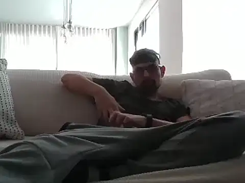 spence204011 online show from 12/30/24, 03:46