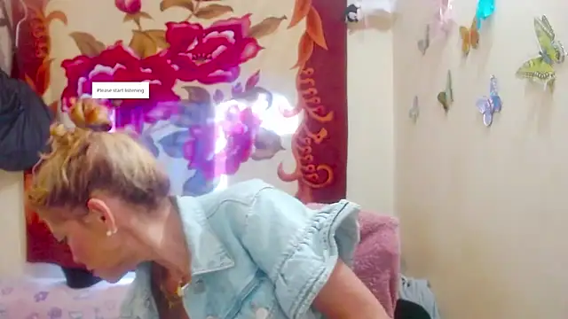 electra-mommy online show from 10/20/25, 12:16