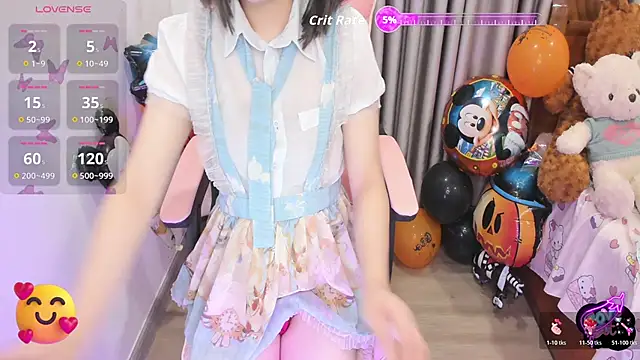 Snapshot of Yuka_Chan chatting on 10/29/25, 12:29 Yuka Chan online show from 10/29/25, 12:29