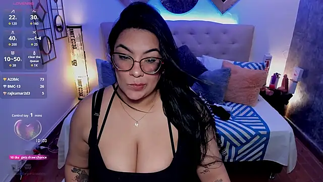 Snapshot of Daring__natasha_ chatting on 09/12/25, 03:39 Daring natasha online show from 09/12/25, 03:39