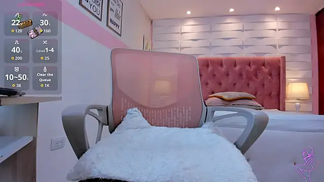 Snapshot of mhelissaw chatting on 11/12/25, 04:07 mhelissaw online show from 11/12/25, 04:07