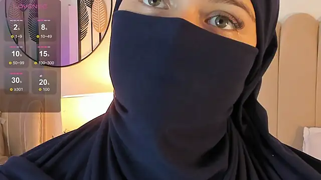 anna-henao online show from 12/12/24, 03:59