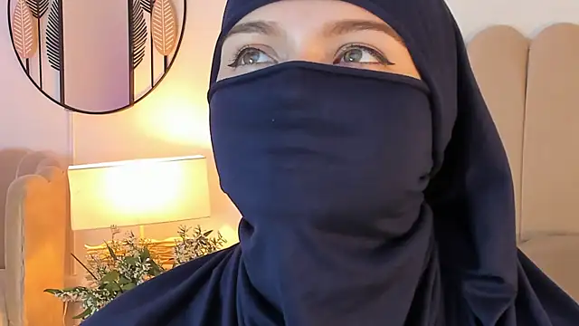 anna-henao online show from 12/27/24, 03:26