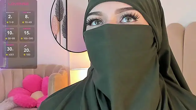 anna-henao online show from 03/08/25, 01:47