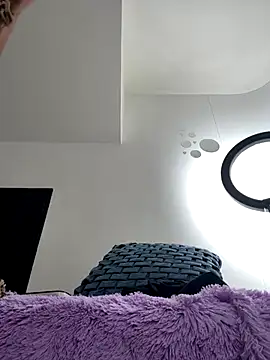 Snapshot of jamilaross chatting on 11/03/25, 09:05 jamilaross online show from 11/03/25, 09:05