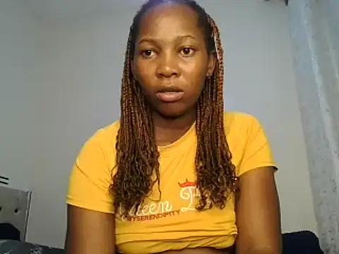 Petitiebooty online show from 02/08/25, 01:11