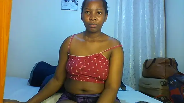 Petitiebooty online show from 11/17/25, 06:41