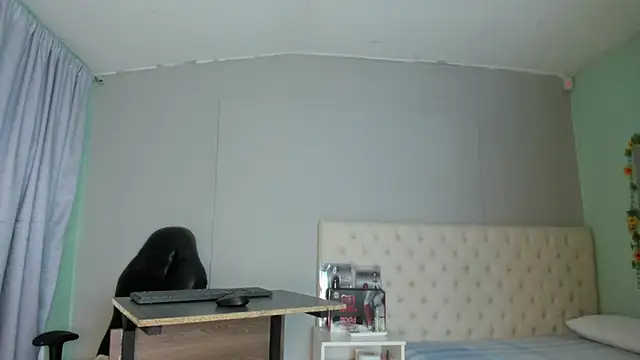 Snapshot of nami_sam01 chatting on 03/11/25, 12:39 nami sam01 online show from 03/11/25, 12:39