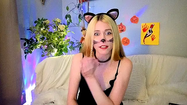 CanadianBeaver6969 online show from 11/01/25, 11:01