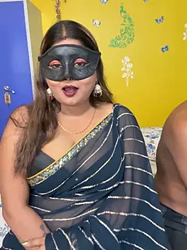 Snapshot of OrgsmMust chatting on 09/22/25, 06:32 OrgsmMust online show from 09/22/25, 06:32