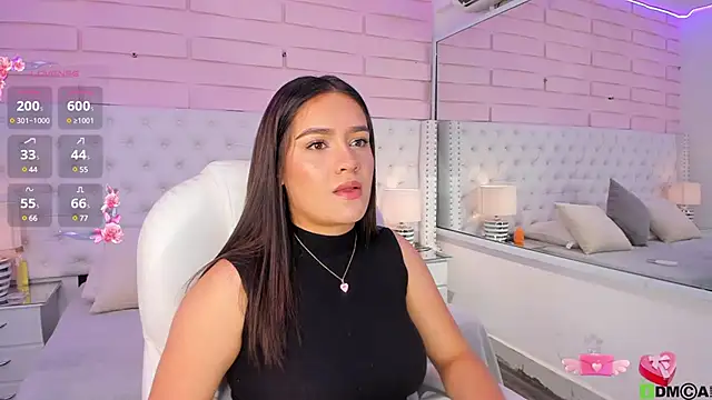 Snapshot of Yaaky_ chatting on 01/17/25, 08:22 Yaaky online show from 01/17/25, 08:22