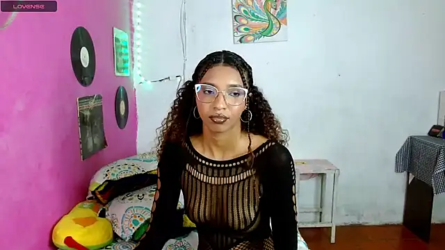 Snapshot of sensitive_brunette chatting on 01/16/25, 12:34 sensitive brunette online show from 01/16/25, 12:34