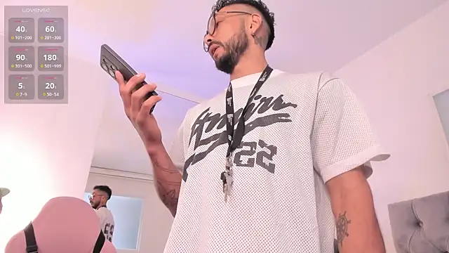 Tom cooper  online show from 11/17/25, 12:33