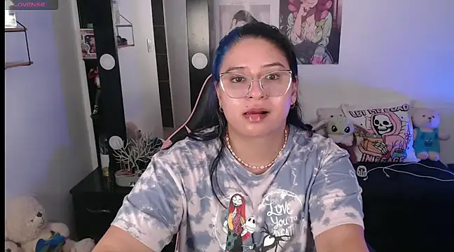 Snapshot of mollyshake1 chatting on 01/09/25, 05:13 mollyshake1 online show from 01/09/25, 05:13