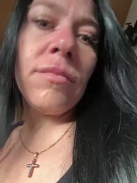 Snapshot of CuteNata chatting on 11/06/25, 09:43 CuteNata online show from 11/06/25, 09:43