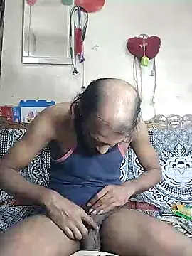 BadBoySmoker7070 online show from 10/18/25, 03:35