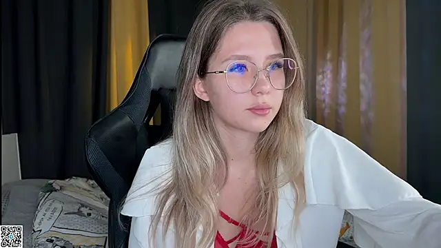 Ameliia castro online show from 10/12/25, 01:37