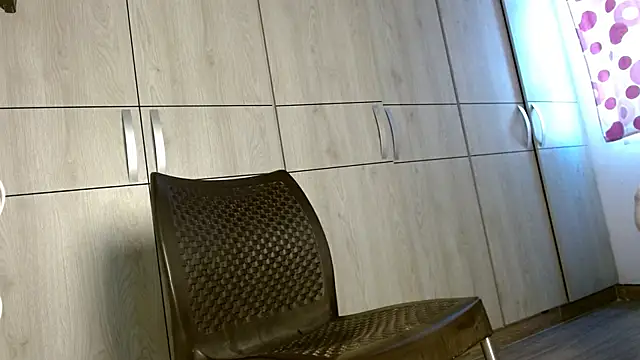 Snapshot of Muscle_Brown10 chatting on 11/04/25, 12:04 Muscle Brown10 online show from 11/04/25, 12:04