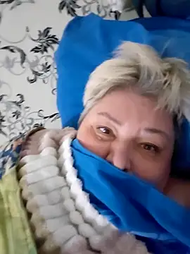 Snapshot of Baunti5555 chatting on 10/28/25, 07:27 Baunti5555 online show from 10/28/25, 07:27