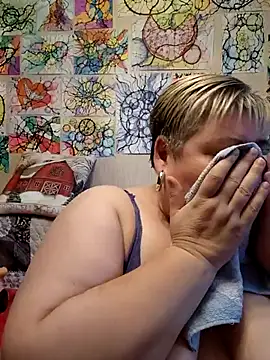 Snapshot of Baunti5555 chatting on 11/05/25, 10:59 Baunti5555 online show from 11/05/25, 10:59