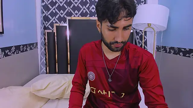 MilanZaire online show from 10/24/25, 12:30