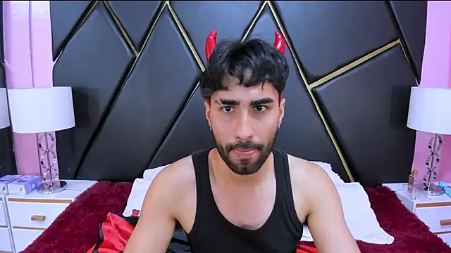 MilanZaire online show from 11/01/25, 10:23