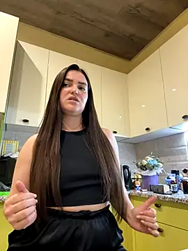 Karolina llove online show from 10/22/25, 08:41