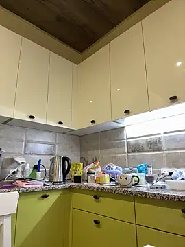 Karolina llove online show from 11/17/25, 08:42