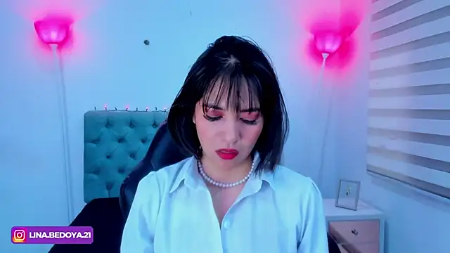 Snapshot of lina_bedoya_ chatting on 01/28/25, 11:49 lina bedoya online show from 01/28/25, 11:49
