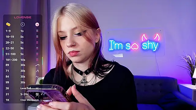 arielabradberry online show from 10/16/25, 03:24