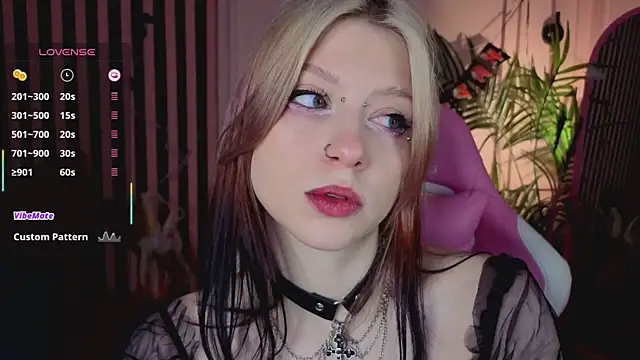 arielabradberry online show from 10/24/25, 10:55