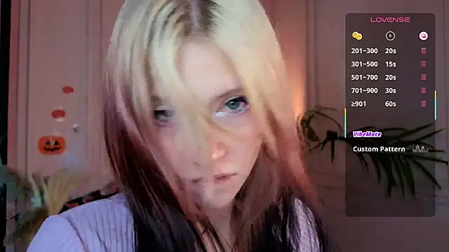 arielabradberry online show from 11/02/25, 02:52