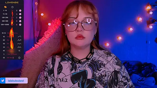 Snapshot of lala_loulou_land chatting on 03/20/25, 08:29 lala loulou land online show from 03/20/25, 08:29