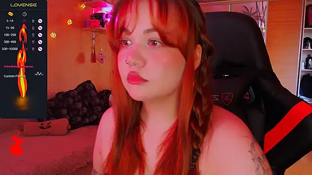 Snapshot of lala_loulou_land chatting on 11/04/25, 12:26 lala loulou land online show from 11/04/25, 12:26