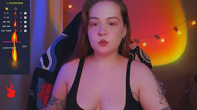 Snapshot of lala_loulou_land chatting on 11/22/25, 06:18 lala loulou land online show from 11/22/25, 06:18