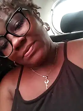 kaorysquirt online show from 10/10/25, 04:50