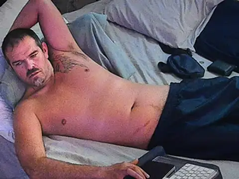 badboybrad11 online show from 02/23/25, 05:18