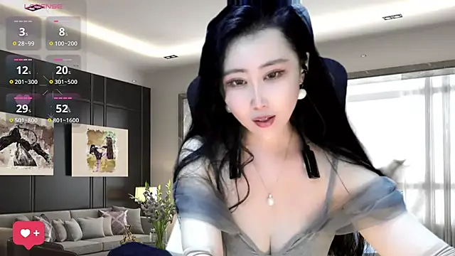 Snapshot of W-E-N-123 chatting on 12/08/24, 05:29 W-E-N-123 online show from 12/08/24, 05:29