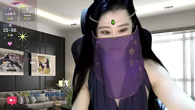 Snapshot of W-E-N-123 chatting on 01/13/25, 05:33 W-E-N-123 online show from 01/13/25, 05:33