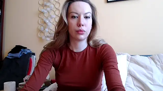 Snapshot of Scarlettford chatting on 03/22/25, 10:39 Scarlettford online show from 03/22/25, 10:39