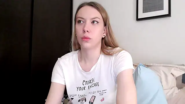 Scarlettford online show from 10/26/25, 05:08