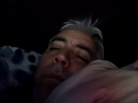 Xoc8  online show from 11/09/25, 01:31