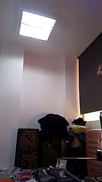 AnthonelaDuque online show from 11/05/25, 11:43