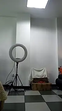 AnthonelaDuque online show from 11/14/25, 11:42