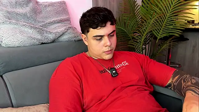 Snapshot of odin_blake chatting on 11/04/25, 02:10 odin blake online show from 11/04/25, 02:10