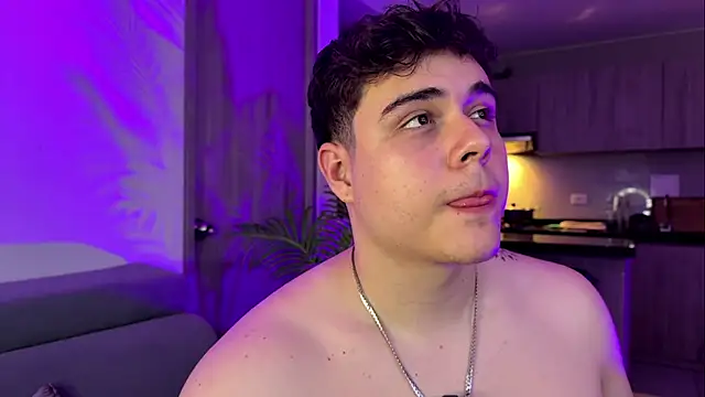 Snapshot of odin_blake chatting on 11/11/25, 02:22 odin blake online show from 11/11/25, 02:22