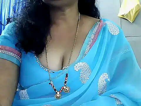 Snapshot of Vijji-telugu chatting on 12/03/24, 07:43 Vijji-telugu online show from 12/03/24, 07:43
