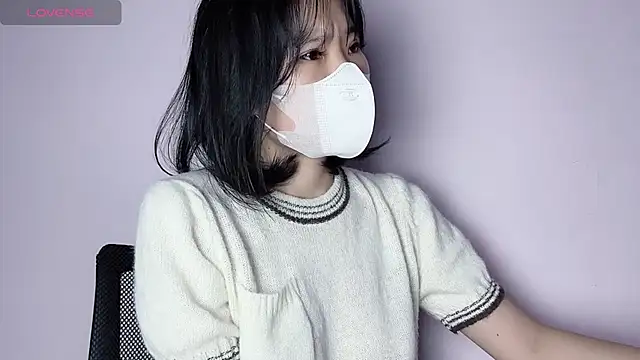 Baenee online show from 10/29/25, 05:47