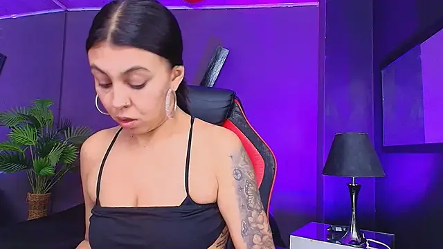 Juliet Nasty online show from 10/06/25, 12:35