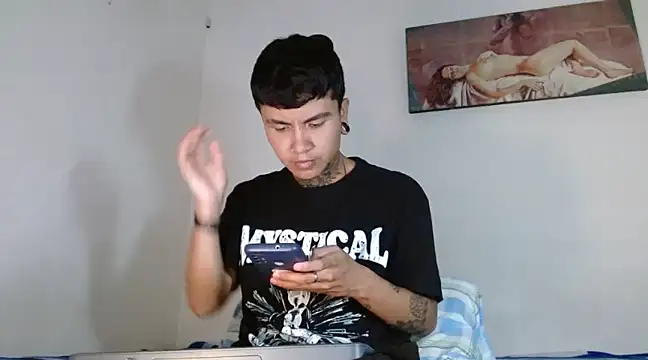 Snapshot of dannteftm chatting on 01/07/25, 01:49 dannteftm online show from 01/07/25, 01:49